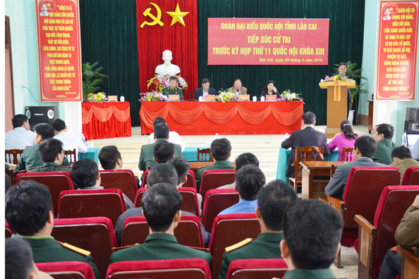 ຄະນະສະມາຊິກສະພາແຫ່ງຊາດຢູ່ທ້ອງຖິ່ນຕ່າງໆພົບປະກັບຜູ້ມີສິດເລືອກຕັ້ງ